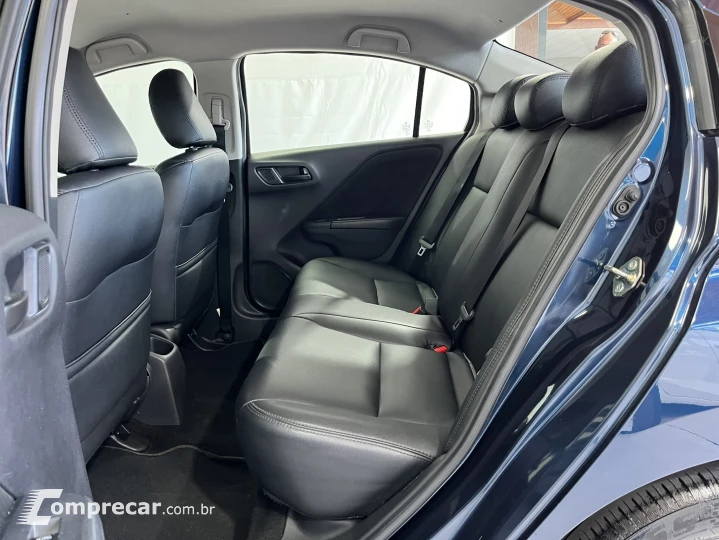 CITY 1.5 DX Sedan 16V