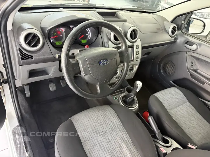 FIESTA 1.6 ROCAM SE SEDAN 8V FLEX 4P MANUAL