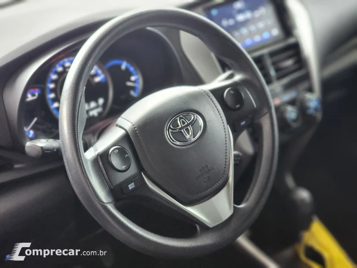 YARIS 1.3 16V XL Live