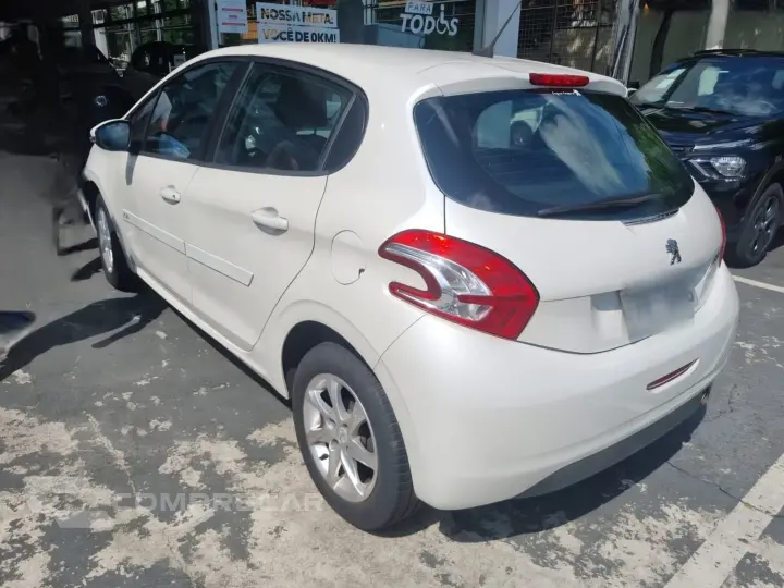 208 1.5 ACTIVE PACK 8V FLEX 4P MANUAL