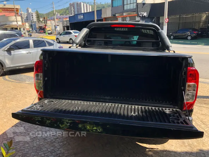 Frontier 2.3 16V Turbo Diesel Attack Cd 4X4 Automático