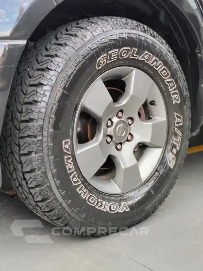 Frontier SE ATTACK CD 4x4 2.5 TB Diesel