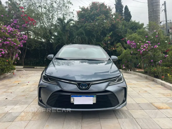 COROLLA 1.8 VVT-I Hybrid Altis