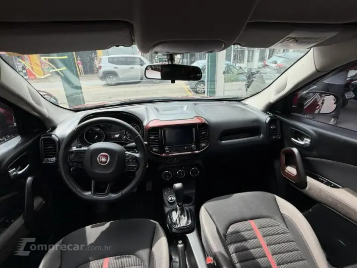 TORO 2.0 16V Turbo Freedom 4WD