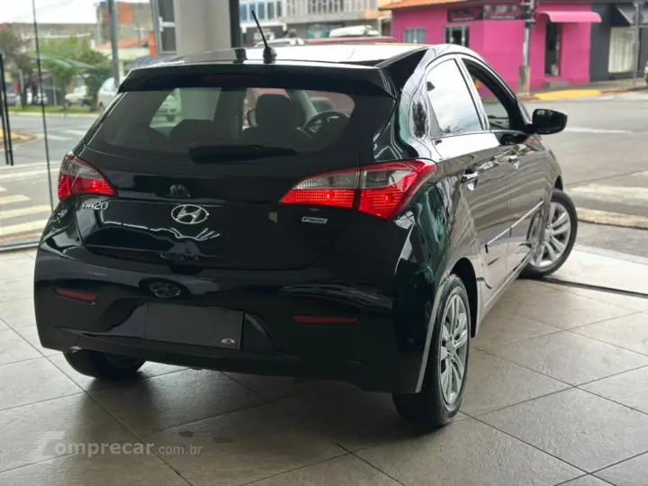 HB20 1.0 COMFORT PLUS 12V FLEX 4P MANUAL