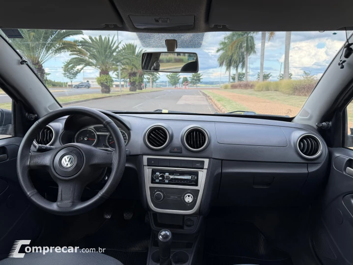 VOYAGE 1.0 12V MPI Totalflex