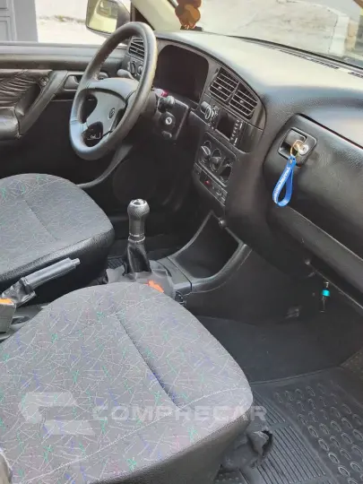 Golf GL 1.8/ 2.0i 4p