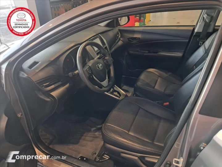 YARIS 1.5 16V FLEX SEDAN XL LIVE MULTIDRIVE