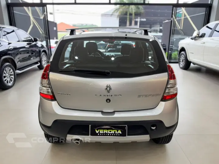 Sandero Stepway 1.6