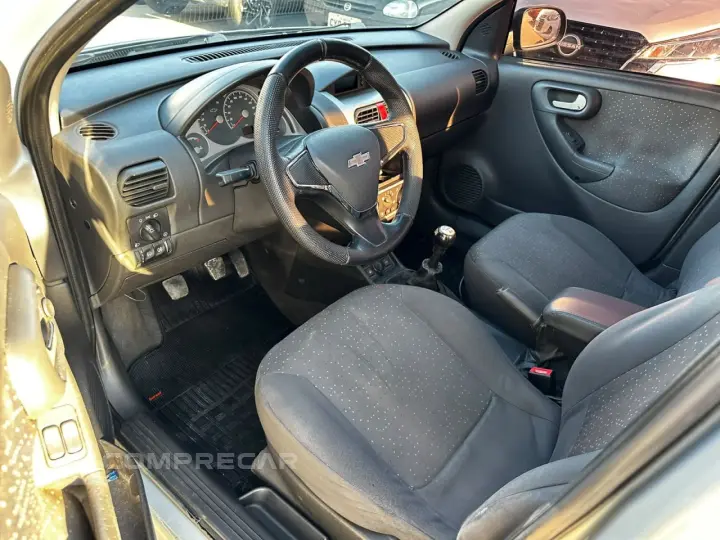 Corsa Sedan 1.4 4P PREMIUM FLEX