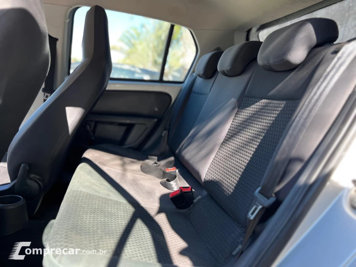 CROSS UP 1.0 MPI 12V FLEX 4P MANUAL