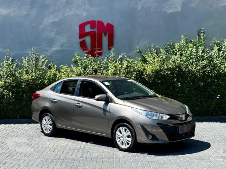 YARIS 1.5 16V FLEX SEDAN XL MULTIDRIVE