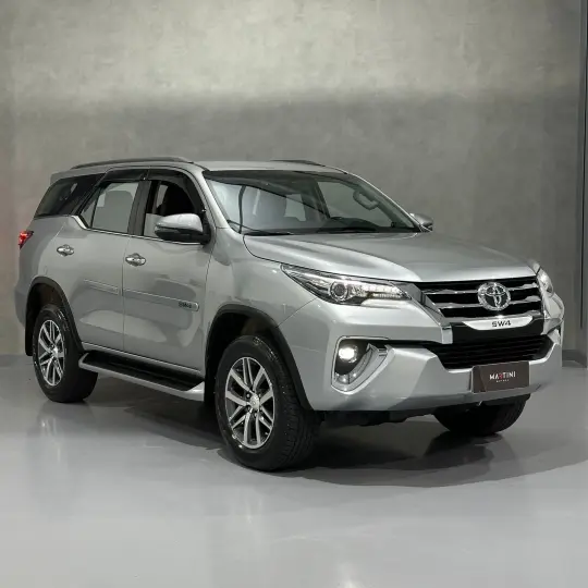 Hilux SW4 SRX 4x4 2.8 7 LUGARES TDI 16V Diesel Aut.