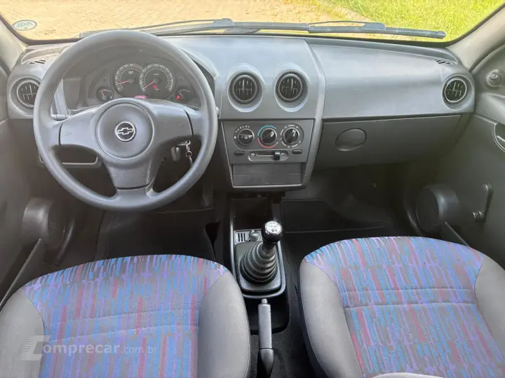 CELTA 1.0 MPFI Life 8V