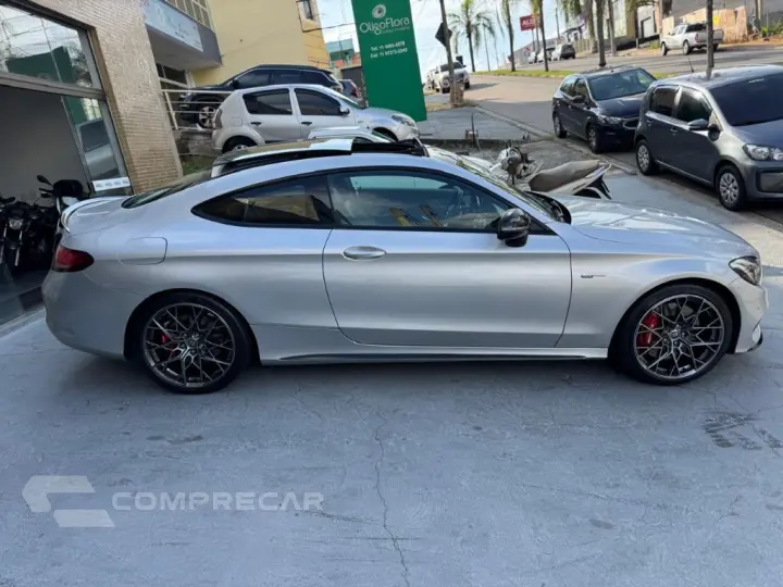 C-43 Coupe AMG 3.0 V6 Bi-Turbo Aut.