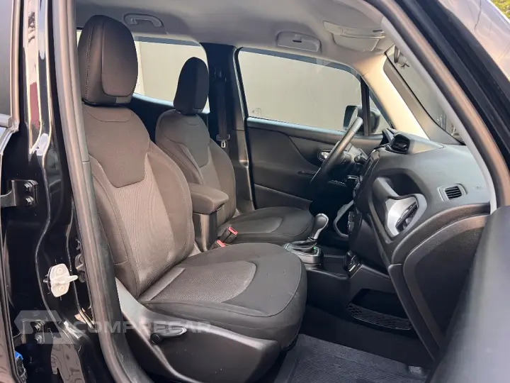 Renegade Sport 1.8 4x2 Flex 16V Aut.