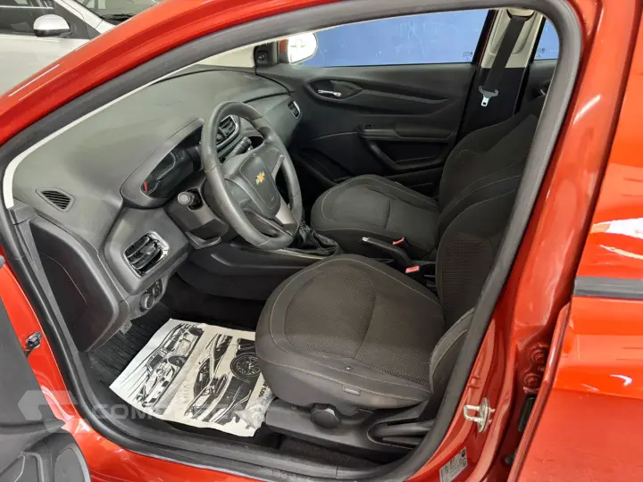 ONIX HATCH LT 1.0 8V FlexPower 5p Mec.