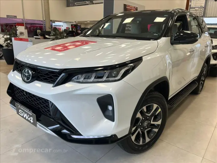 HILUX SW4 2.8 D-4d Turbo Diamond 7L 4X4