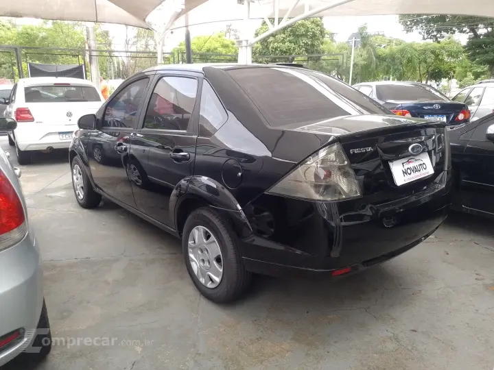 FIESTA 1.6 Rocam SE Plus Sedan 8V