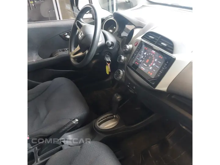 FIT 1.4 LX 16V FLEX 4P AUTOMÁTICO