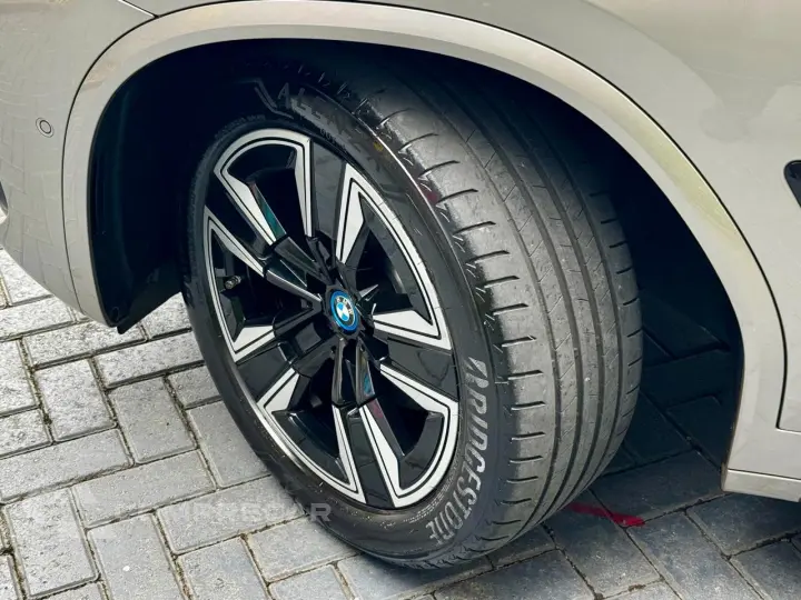 IX3 M Sport