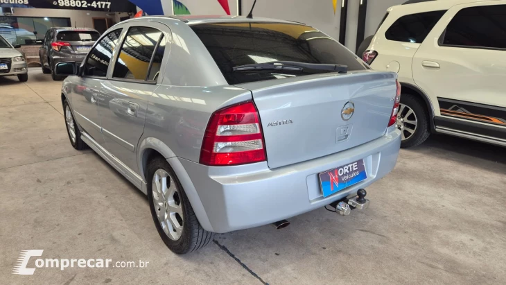 ASTRA 2.0 MPFI Advantage 8V