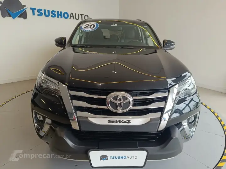 HILUX SW4 2.8 SRX 4X4 7 LUGARES 16V TURBO INTERCOOLER 4P AUT