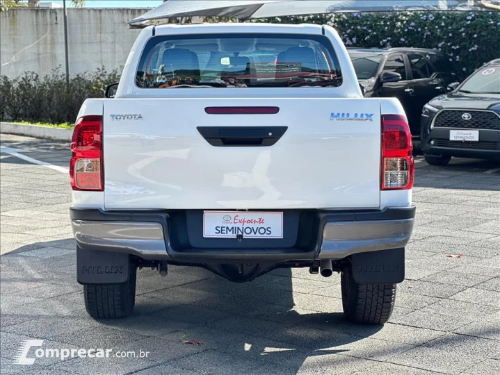 HILUX 2.8 D-4D TURBO DIESEL CD POWER PACK 4X4 MAN