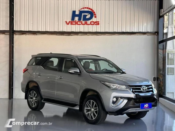 HILUX SWSRXA4FD