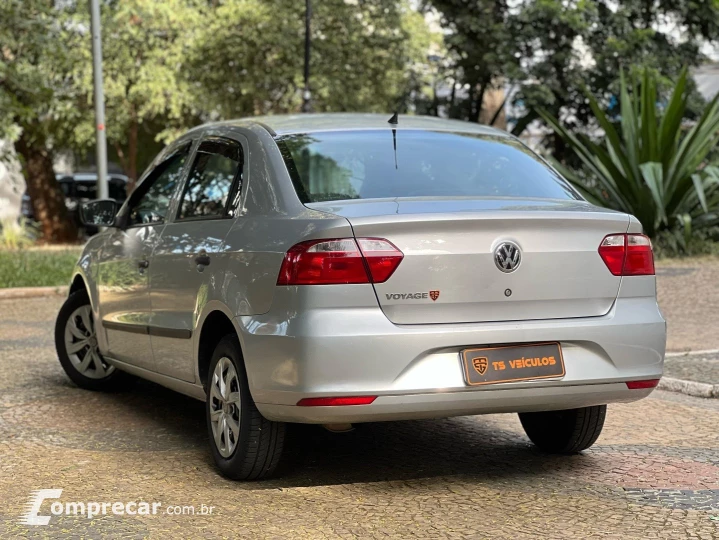 VOYAGE 1.0 MI TRENDLINE 8V FLEX 4P MANUAL