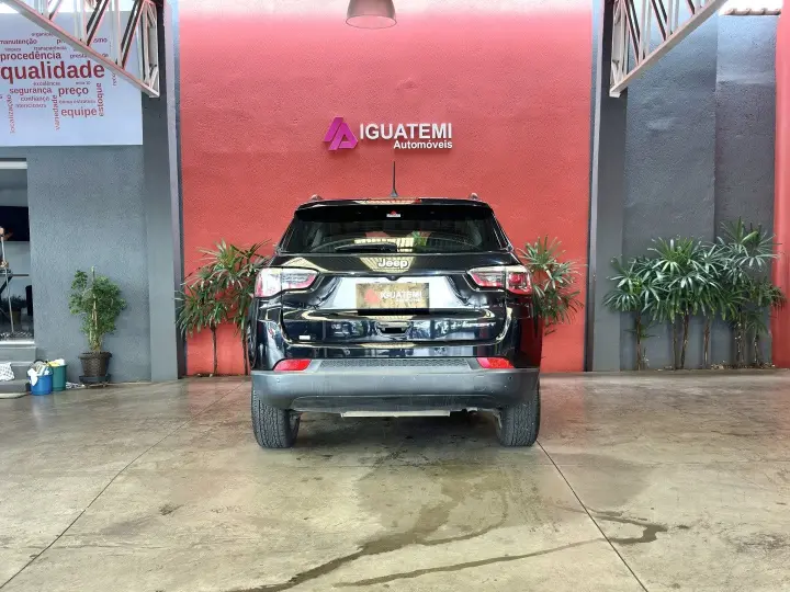 COMPASS 2.0 16V FLEX SPORT AUTOMÁTICO