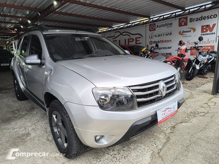 DUSTER 2.0 Tech Road II 4X2 16V