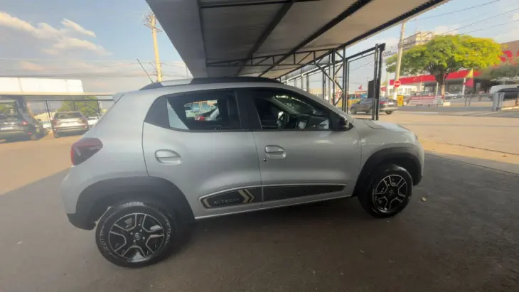 Kwid 27 KW E-TECH INTENSE ELÉTRICO