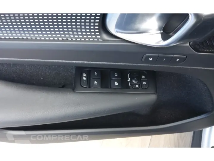 XC40 1.5 T5 HYBRID R-DESIGN FWD GEARTRONIC