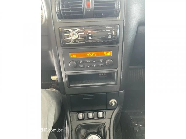 ASTRA HATCH - 2.0 MPFI ADVANTAGE 8V 4P MANUAL