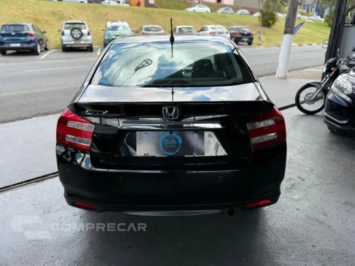 CITY Sedan LX 1.5 Flex 16V 4p Aut.