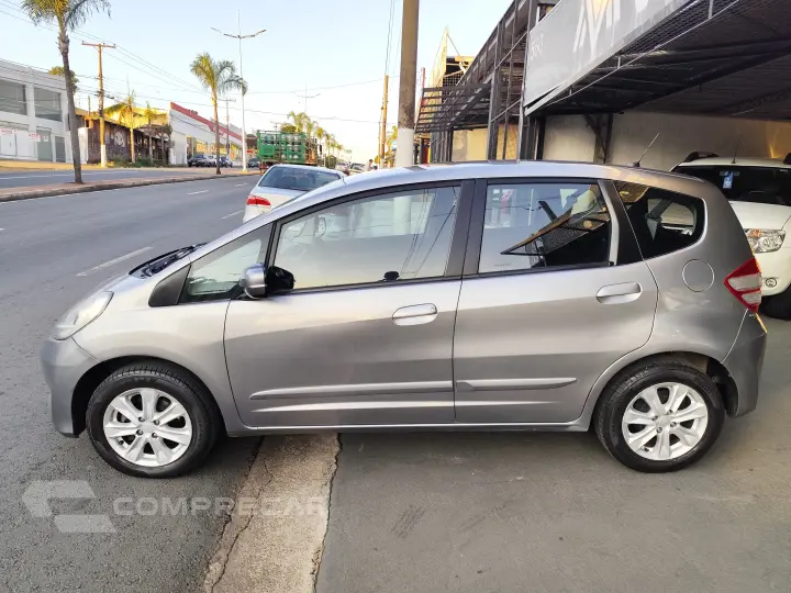 FIT 1.4 LX 16V