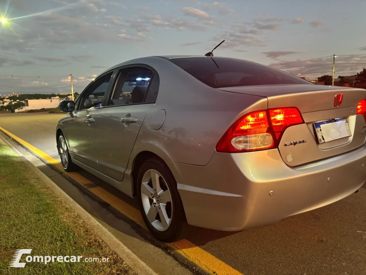 CIVIC 1.8 LXS 16V