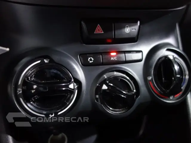 208 - 1.2 ACTIVE 12V 4P MANUAL