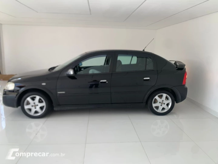 ASTRA 2.0 MPFI Advantage 8V