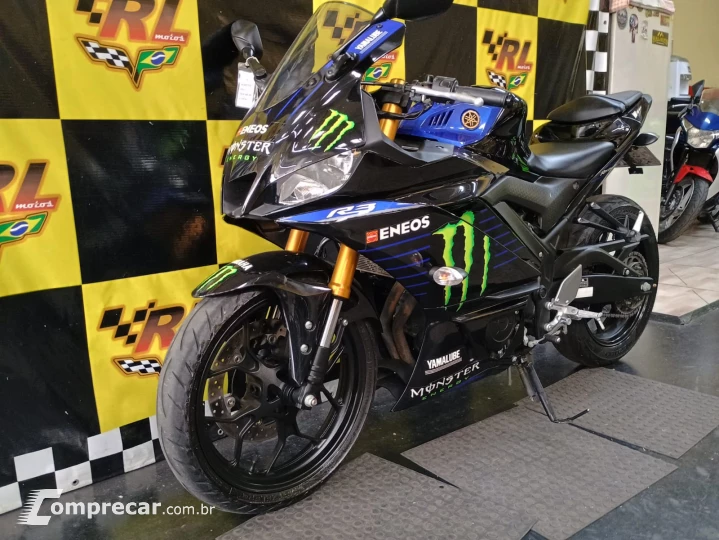 YZF R3 monster