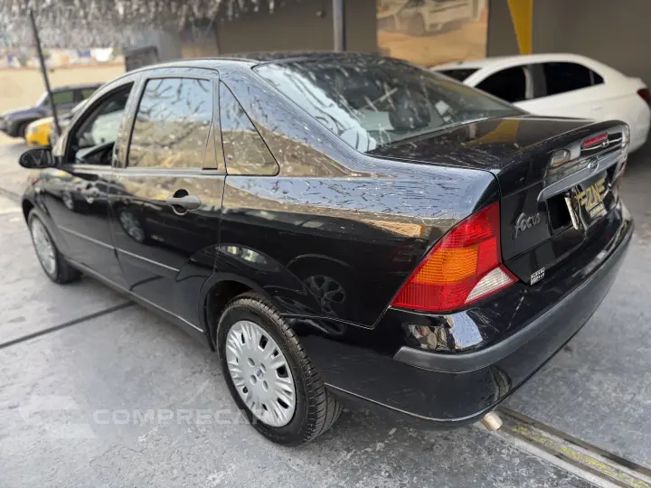 FOCUS 1.6 GLX SEDAN 8V FLEX 4P MANUAL