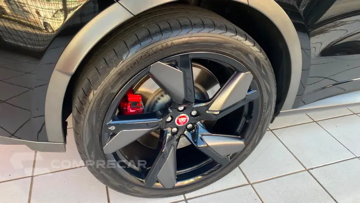 JAGUAR F-PACE 5.0 V8 SUPERCHARGED SVR AWD