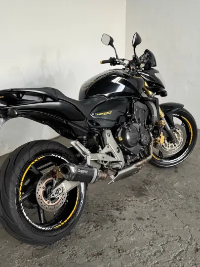 CB 600F HORNET