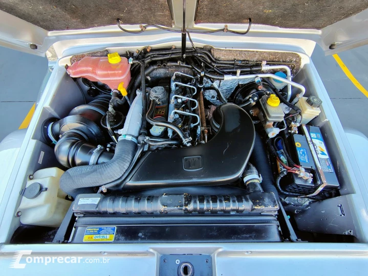 T-4 4x4 3.0 TB Int. Cap. Rígida Diesel