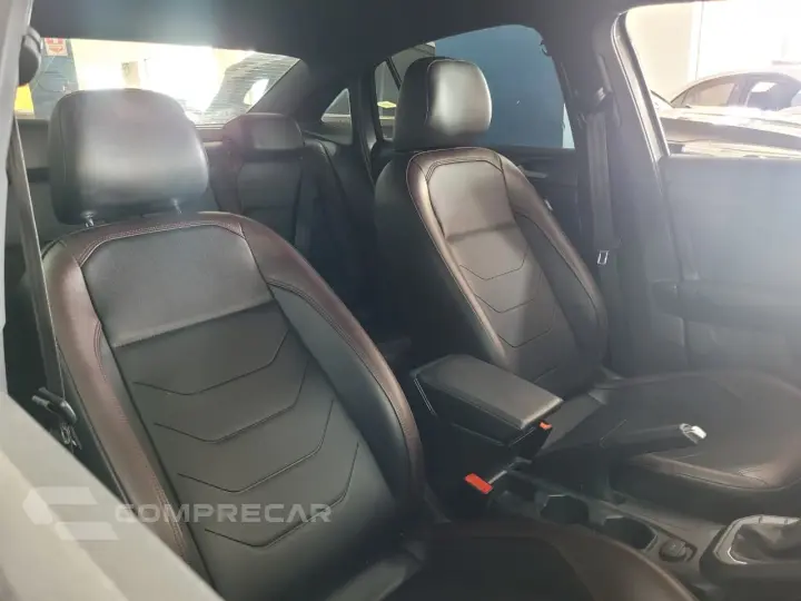 VIRTUS Highline 200 TSI 1.0 Flex 12V Aut