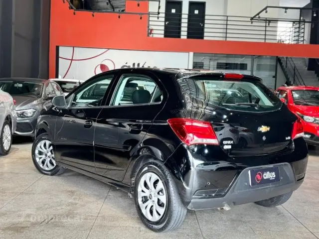 ONIX - 1.4 MPFI LT 8V 4P MANUAL