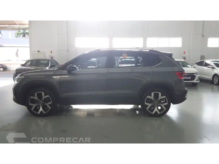 TAOS 1.4 250 TSI TOTAL FLEX HIGHLINE AUTOMÁTICO