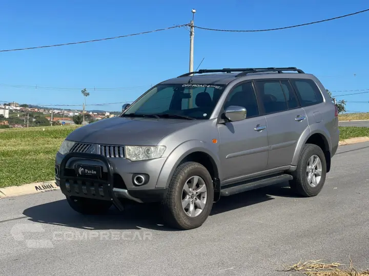 PAJERO 3.2 HPE 4X4 7 Lugares 16V Turbo Intercooler