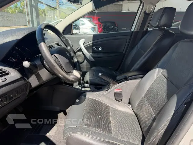 FLUENCE - 2.0 DYNAMIQUE 16V 4P AUTOMÁTICO